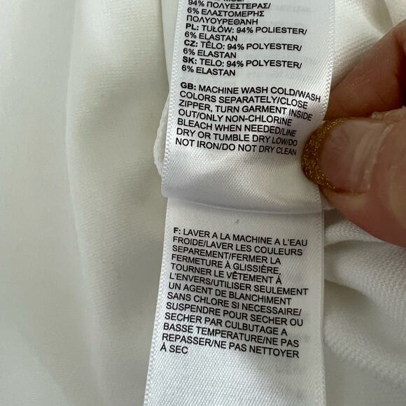 The North Face Women's Sweat Shirt Size XS White Long Sleeve Crew Neck Flash Dry - Picture 7 of 7